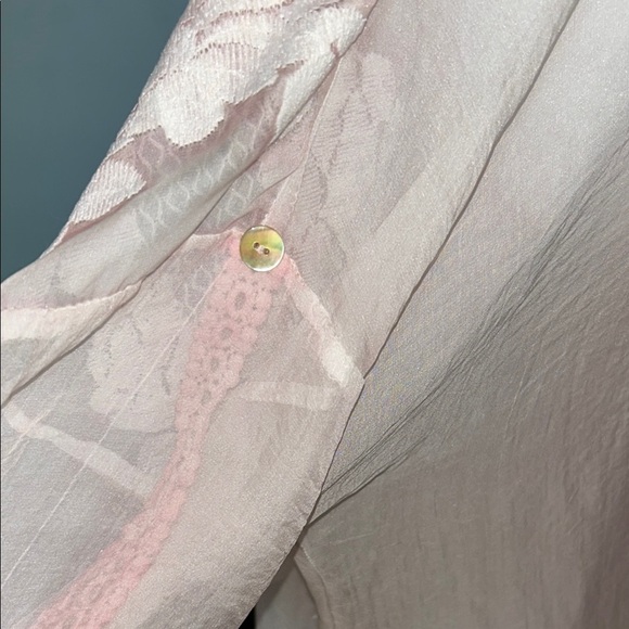 Simply Couture. Elegant Pink Lace Women's Top - Picture 6 of 12